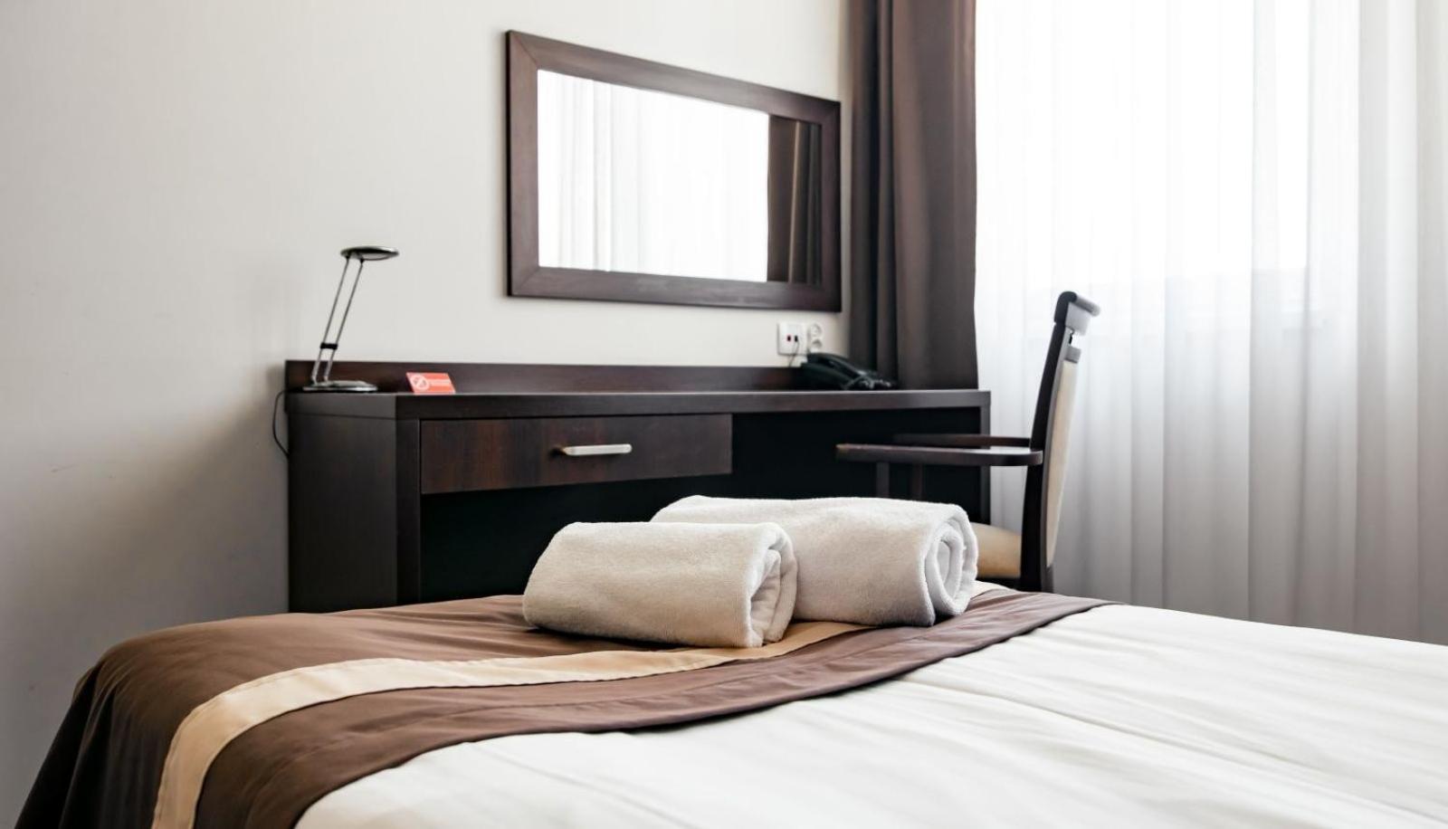Hotel Maraton Бидгощ Екстер'єр фото